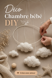 Chambre de bébé décorée avec des éléments DIY doux et colorés.