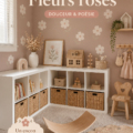 Chambre d'enfant décorée avec des fleurs roses et des éléments doux