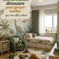 Exemple de chambre de dinosaure pour petit garçon avec des éléments décoratifs colorés.