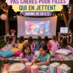 Fête d'anniversaire d'une petite fille avec des décorations colorées et une table de gâteaux.