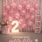 Zone photo colorée avec des décorations pour enfants en arrière-plan