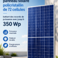 Panneau solaire policristallin sur le toit d'une maison moderne
