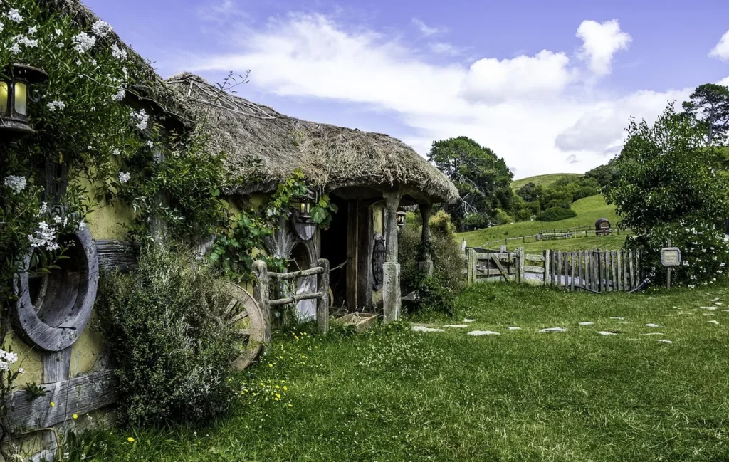 Belvane Jardin vue d'ensemble du hameau-jardin créatif